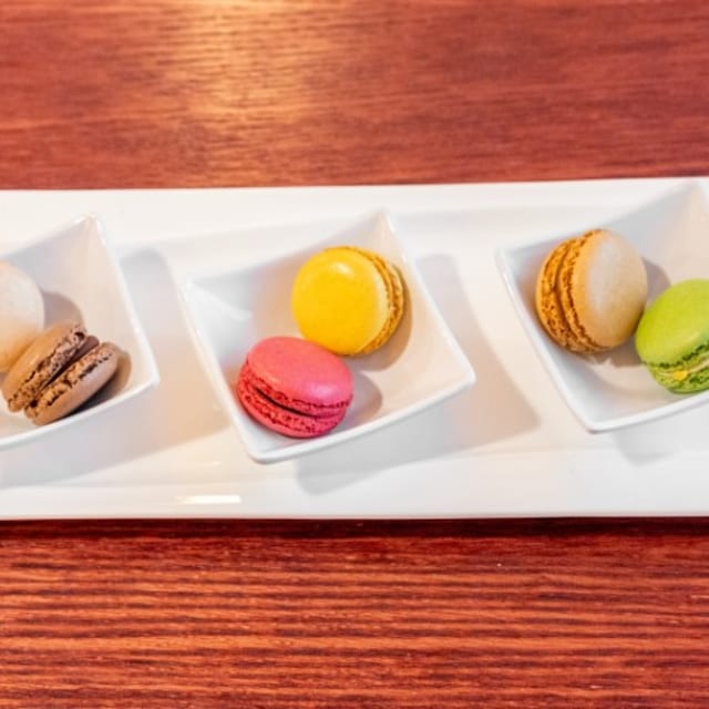 Macaroons.